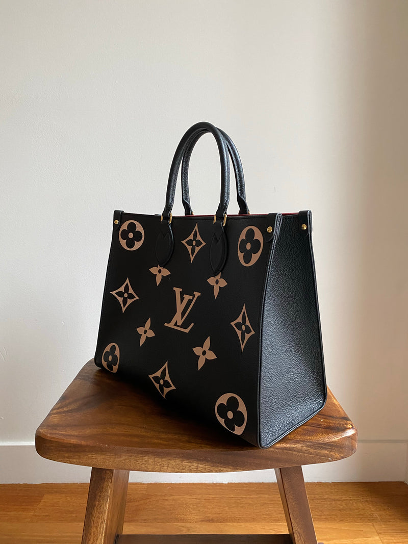 LOUISE VUITTON ONTHGO TOTE BAG