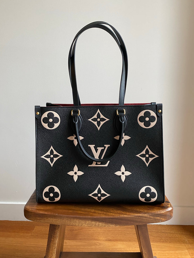 LOUISE VUITTON ONTHGO TOTE BAG