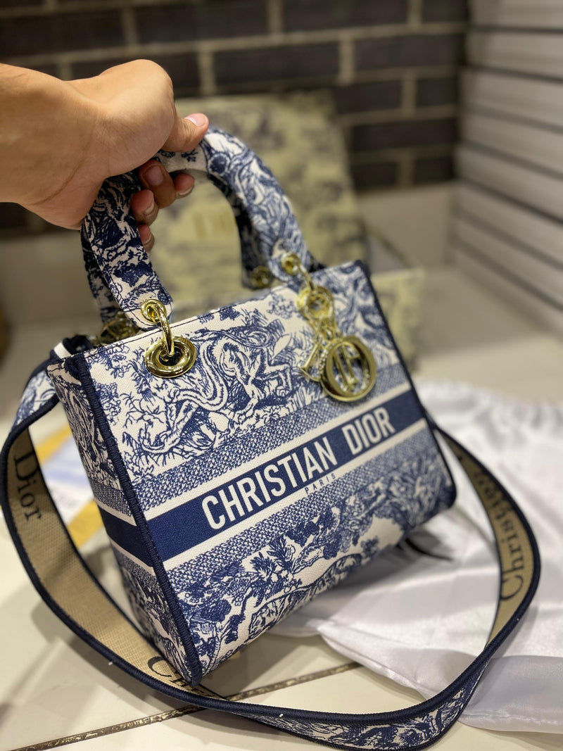 CHRISTIAN DIOR LADY LITE BAG