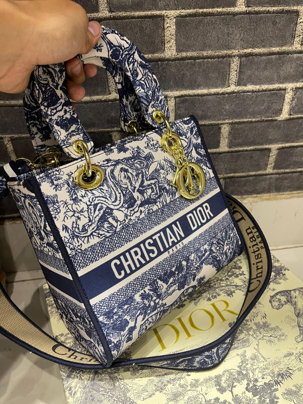 CHRISTIAN DIOR LADY LITE BAG