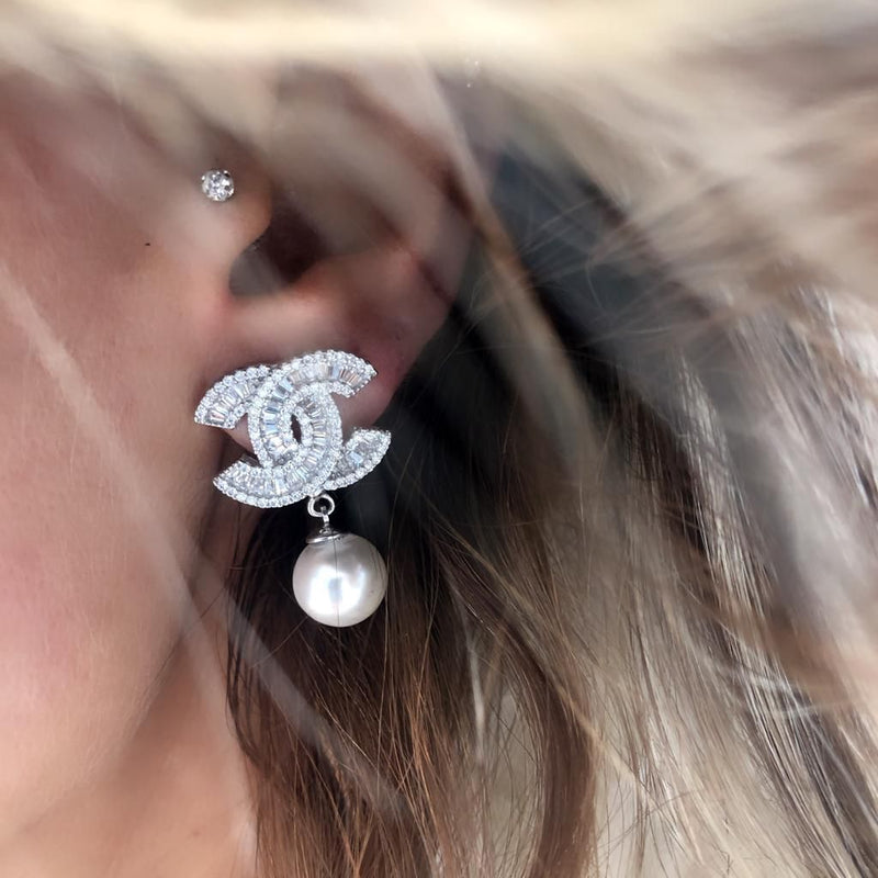 CHANEL STUD EARRINGS