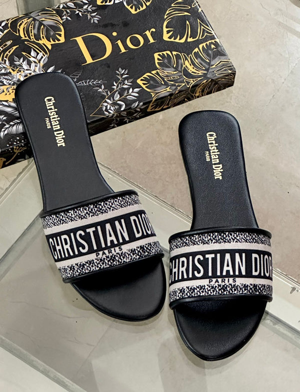 CHRISTIAN DIOR FLATS