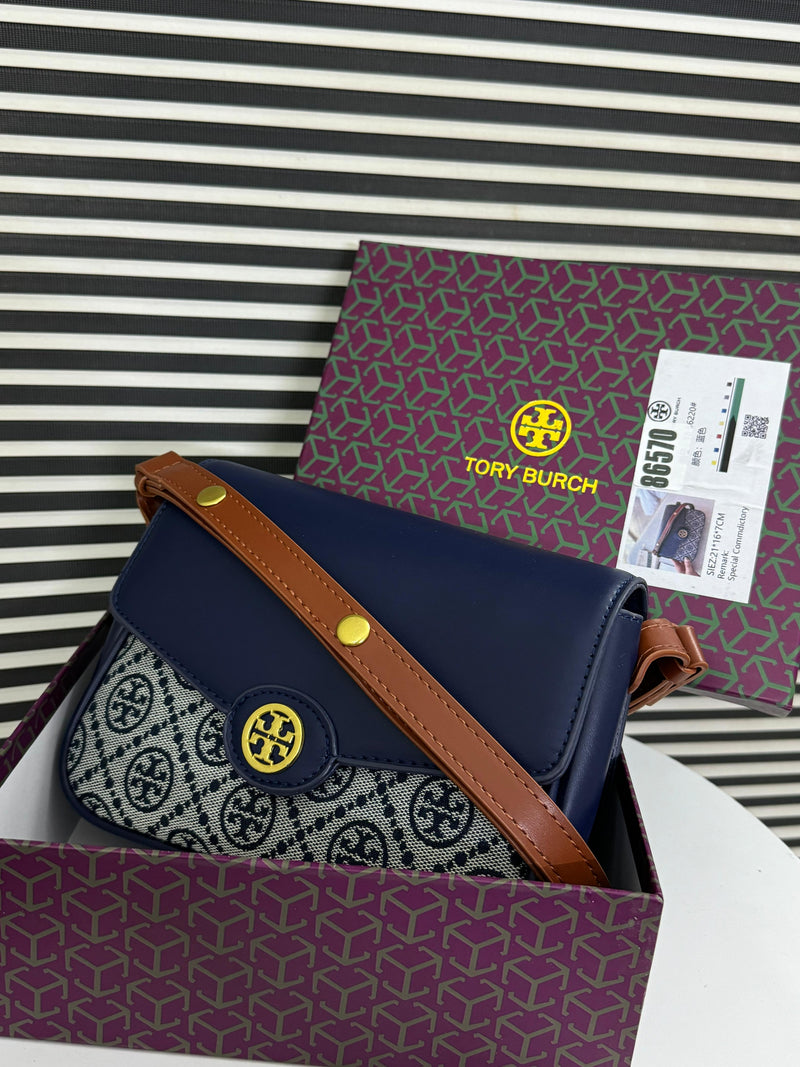 TORY BURCH ROBINSON T MONOGRAM SHOULDER BAG