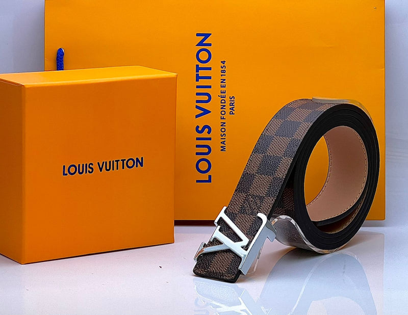 LOUISE VUITTON BALTS