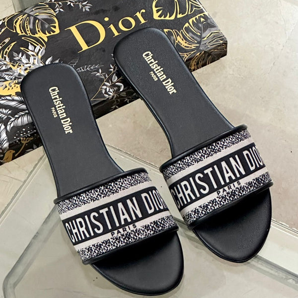 CHRISTIAN DIOR FLATS