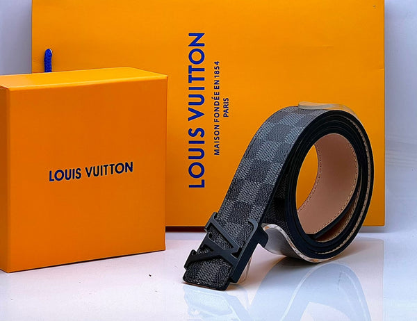 LOUISE VUITTON BALTS