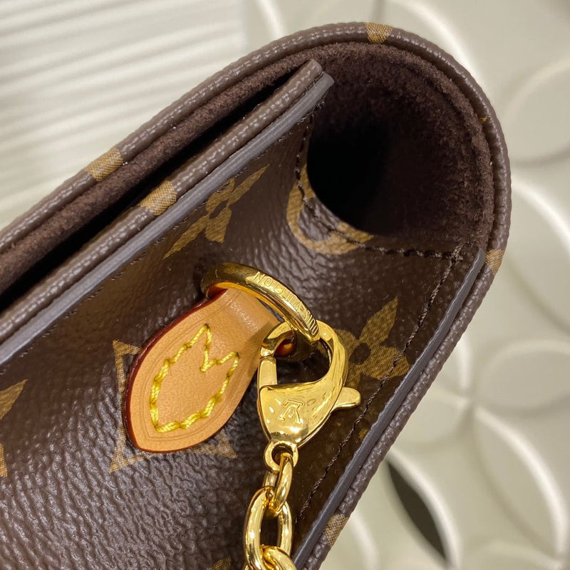 LOUIS VUITTON LILLY WALLET ON CHAIN